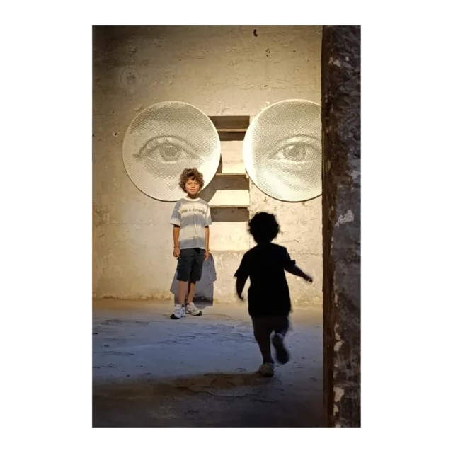 Un po' di Agosto con lo sguardo sempre su ciò che amiamo @igerspuglia@spazio_abitabile #family #designcollection #designinpuglia #arte #mostre #designforlife #lovepic #pictureday #designworld#mylove 🩵🩵