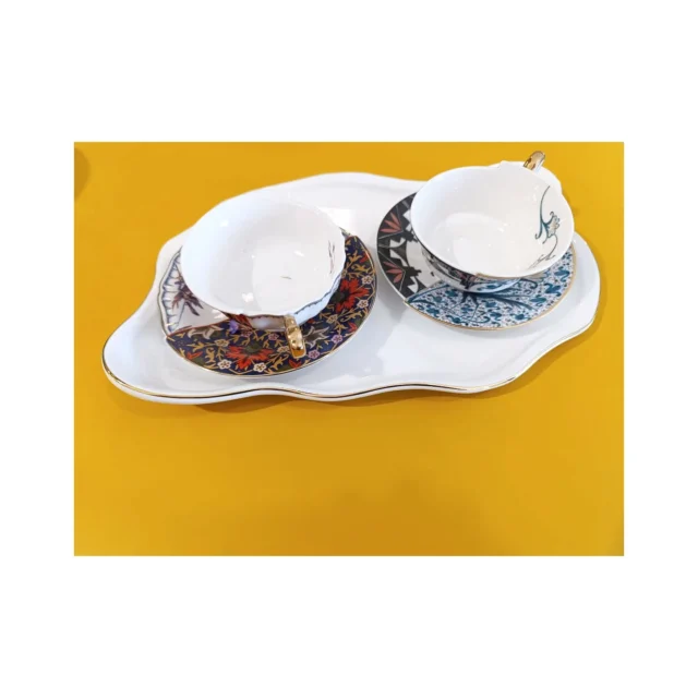 Sagome liquide tra i pensieri veloci@seletti@spazio_abitabile#designcollection #news #designinterior #complementi #loveart #lovedetails #lovedesign #designinpuglia #lovepic #interiorinspiration