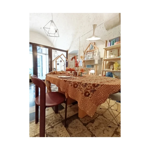 Design collections in autumnal atmosphere by @spazio_abitabile 🍁🍂🍁🌰#designcollection
#rutigliano
#lovedesign #loveart #lovedetails #interiorinspiration #interiordesigninspiration #interiors #interiorstyling #interior