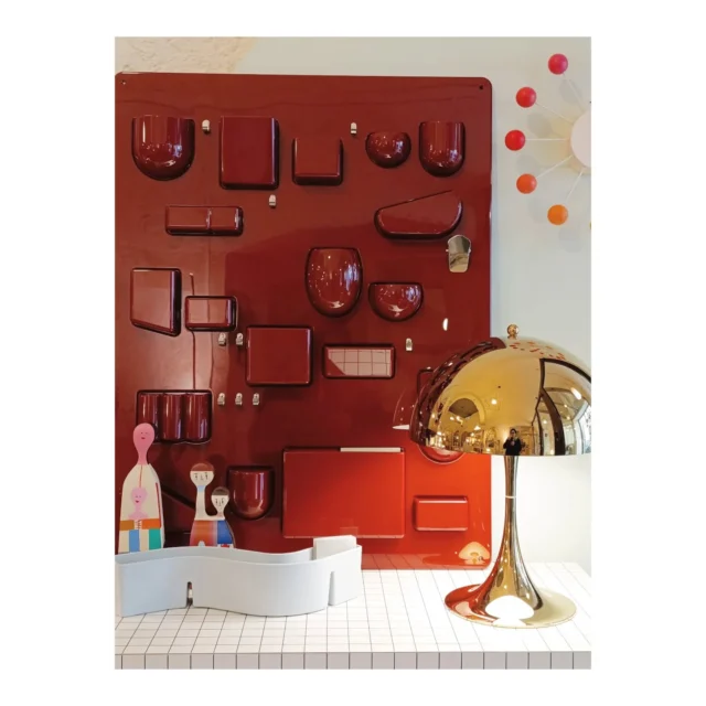 Uten.Silo by @vitra since 1969
@spazio_abitabile #designcollection #designdeinteriores #designinpuglia #conceptart #conceptstore #interiorstyling #interiordecorating #interiordesign #lovedetails #lovepic #lovedetails❤️ #homework #homestudiovibes